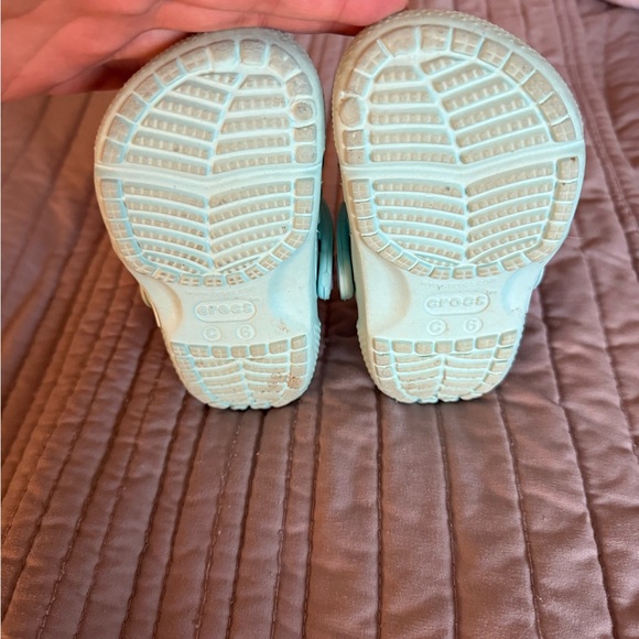 Frozen II Crocs - Picture 3 of 3